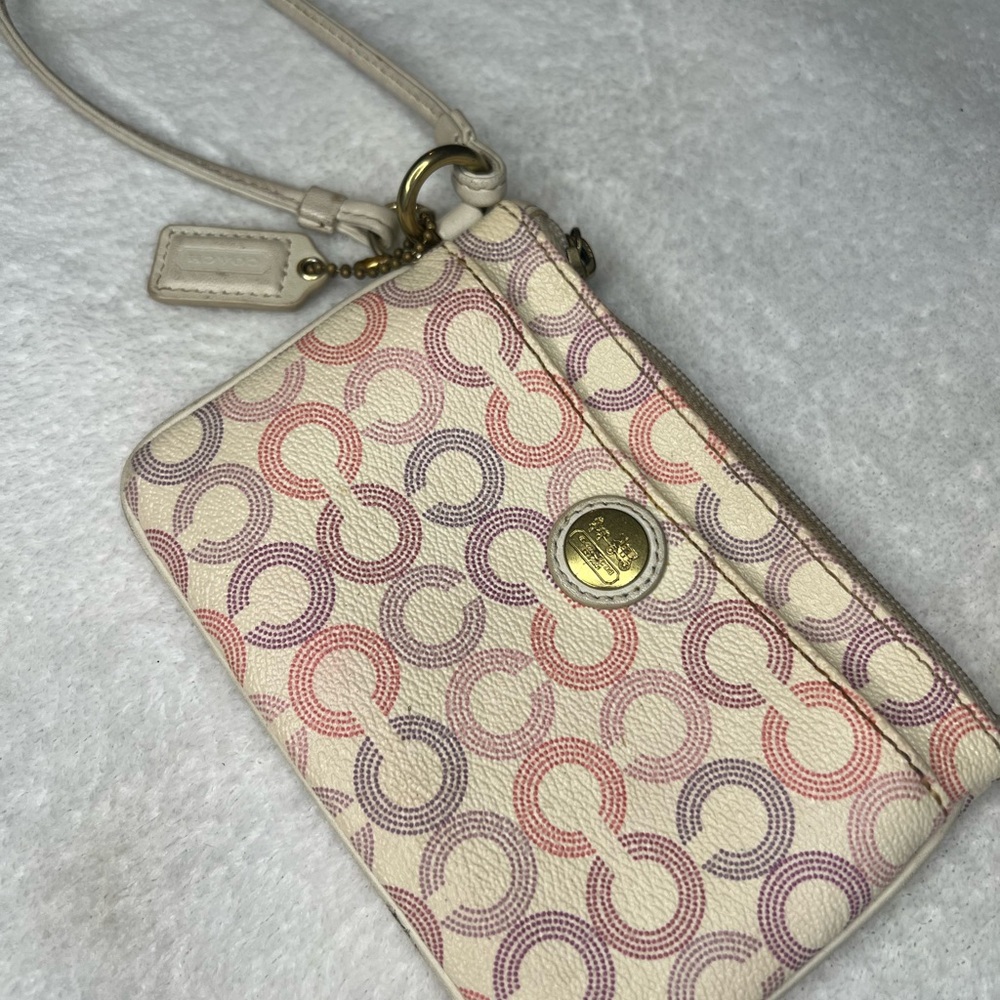 COACH Circle Pattern Wristlet Clutch Wallet Pink and Purple